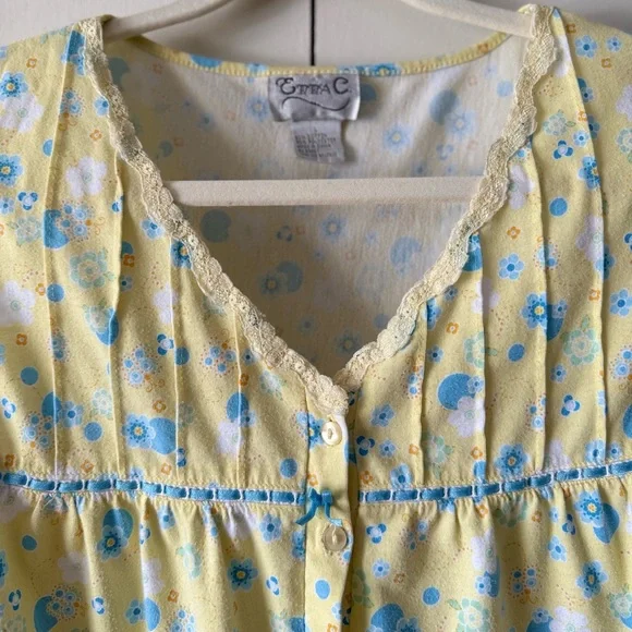 Vintage Cottagecore Pajama Set Yellow & Blue Floral Lace Ribbon Bow PJ Set - Picture 2 of 5